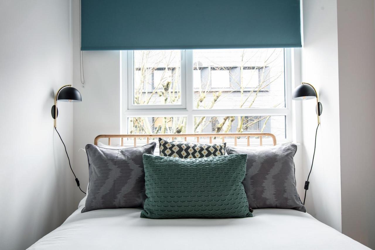 City Centre - Free Parking - Stylish 2 Bedroom Apartment บริสตอล ภายนอก รูปภาพ