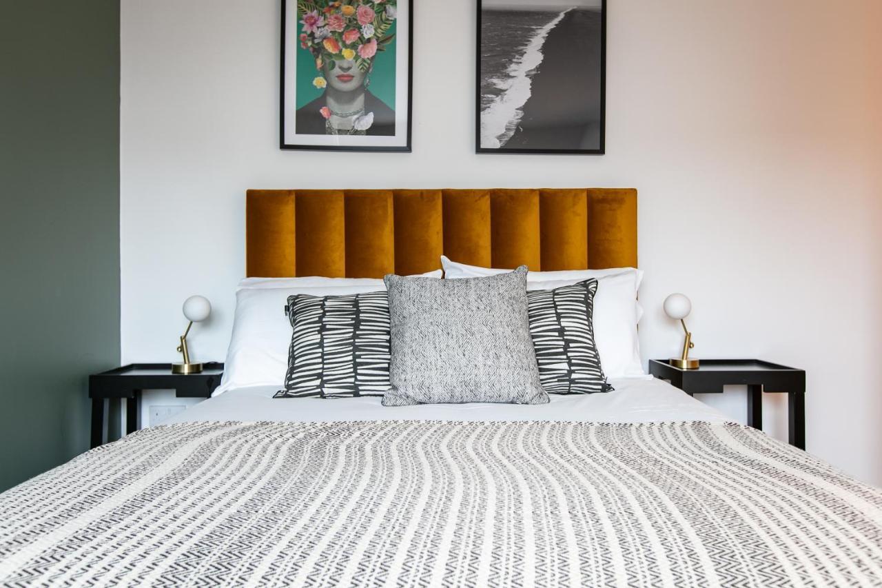 City Centre - Free Parking - Stylish 2 Bedroom Apartment บริสตอล ภายนอก รูปภาพ